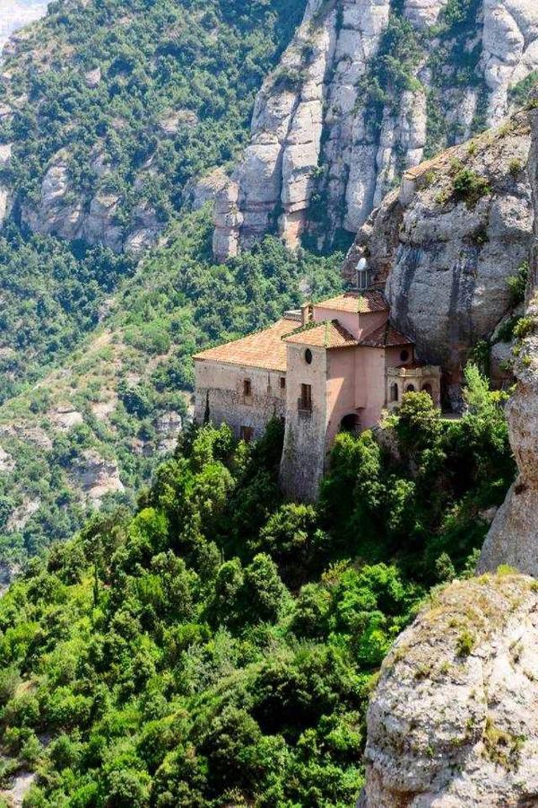 Xalet De La Muntanya El Brucmontserrat